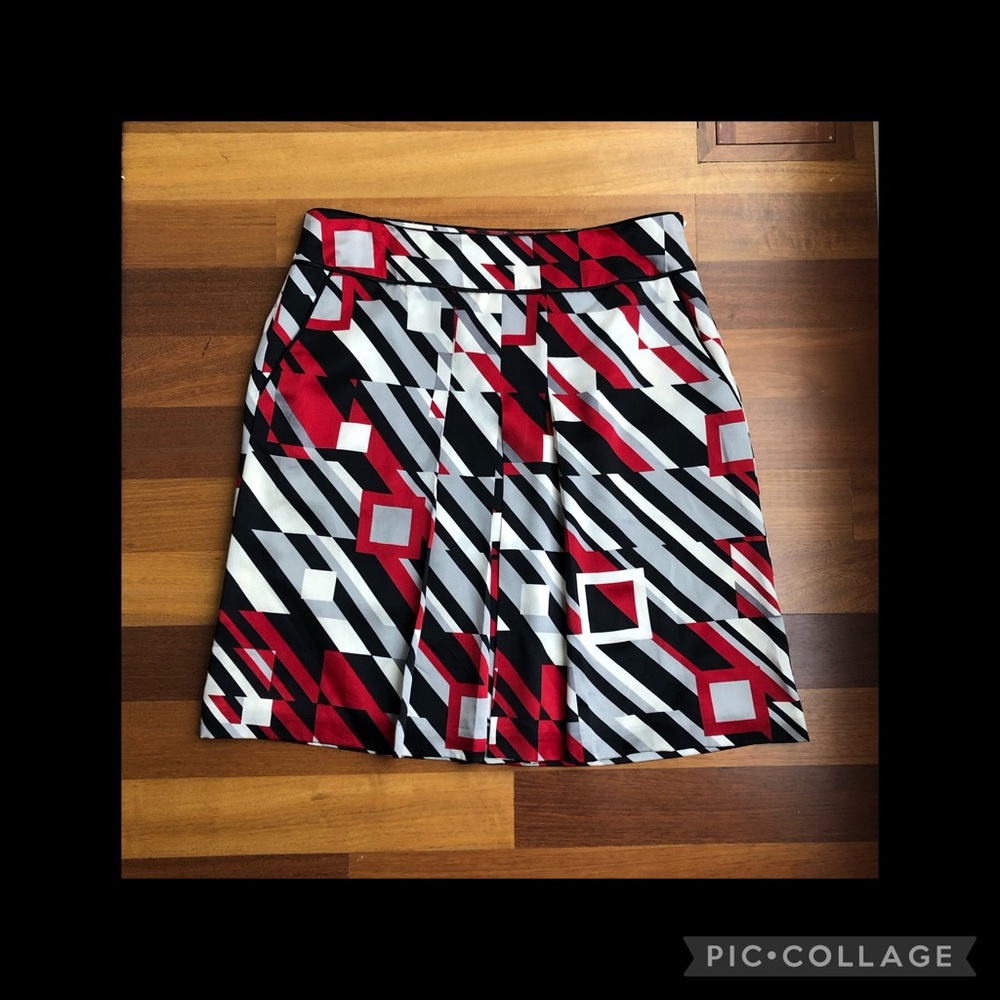 ♦️Ann Taylor silk skirt